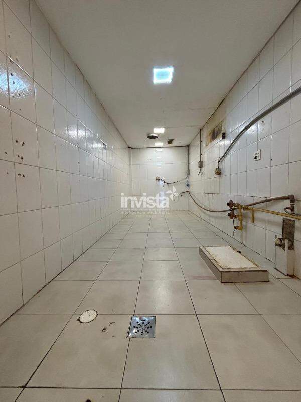 Loja Comercial para Aluguel em Gonzaga, Santos &ndash; 600 m&sup2;, 1 Sala, 3 Vagas - Santos