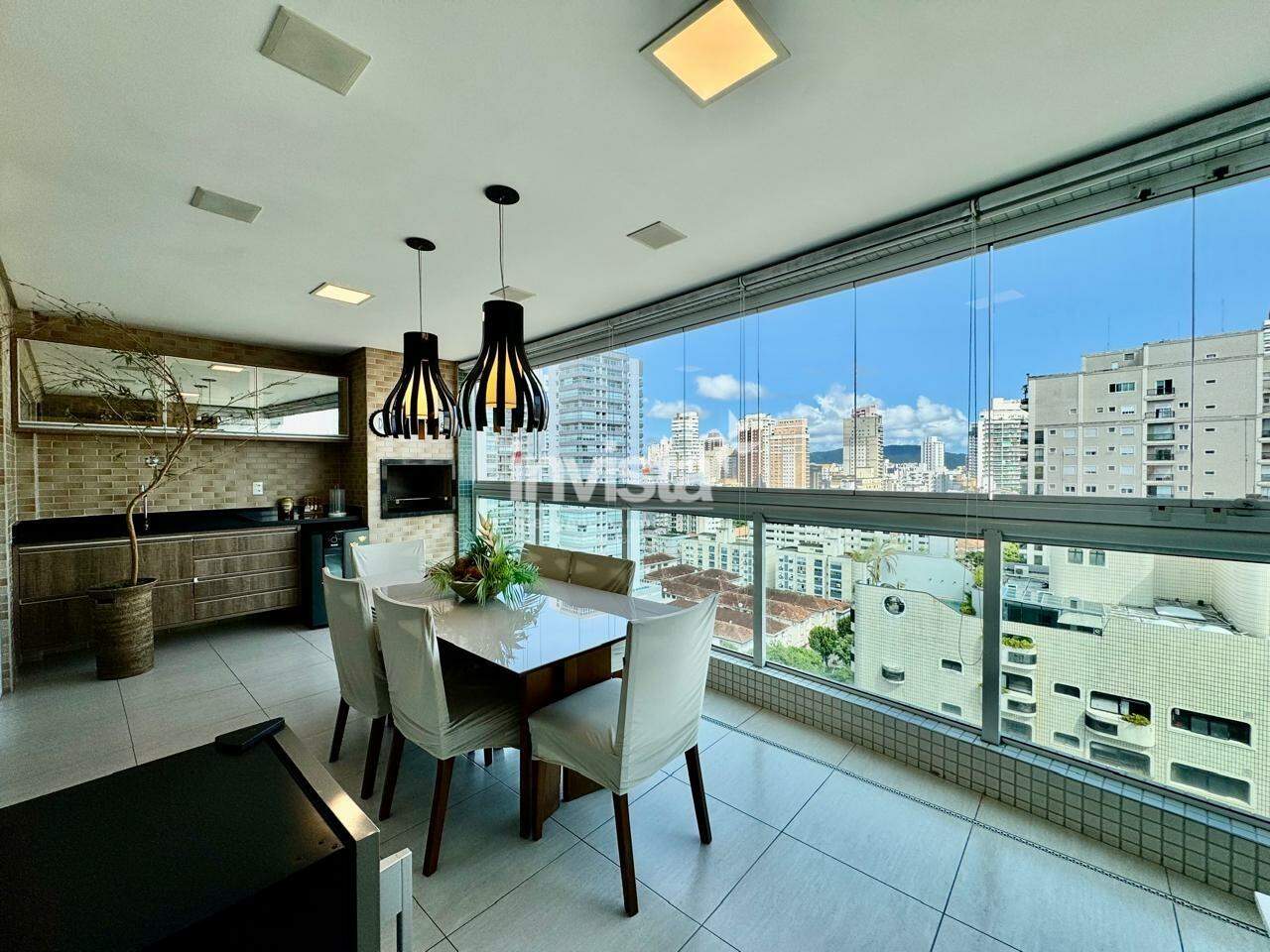 C&oacute;digo: 40853 R$ 2.800.000,00 Apartamento &agrave; venda em Santos-SP no bairro Gonzaga, com 3 dormit&oacute;rios e 178m&sup2; 178 m&sup2; 3 quartos 3 vagas - Santos