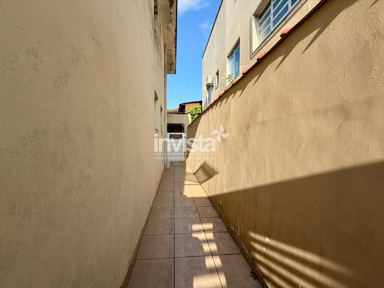 Casa Isolada para aluguel no bairro Macuco - Santos