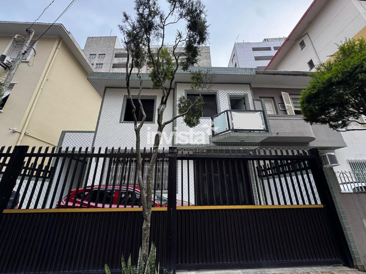 C&oacute;digo: 40920 R$ 12.000,00 Casa para alugar no bairro Gonzaga 250 m&sup2; 5 quartos 2 vagas - Santos