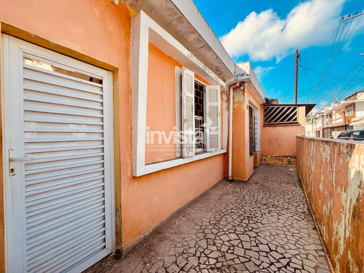 C&oacute;digo: 40974 R$ 300.000,00 Casa &agrave; venda em Santos-SP no bairro Macuco, com 3 dormit&oacute;rios e 65m&sup2; 65 m&sup2; 3 quartos 2 vagas - Santos