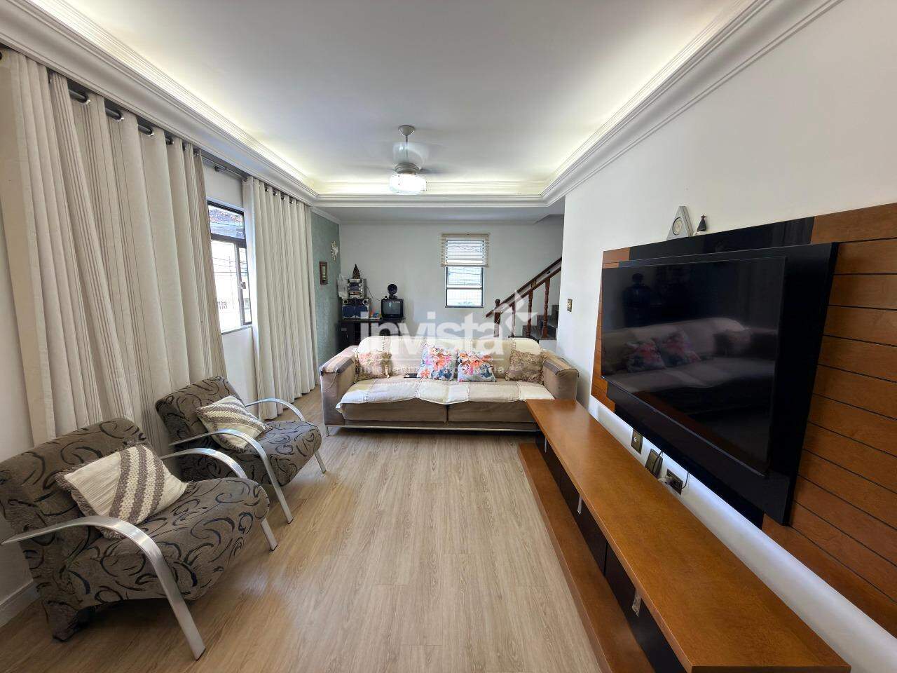 C&oacute;digo: 41062 R$ 1.200.000,00 Casa &agrave; venda no bairro Aparecida 153 m&sup2; 3 quartos 2 vagas - Santos