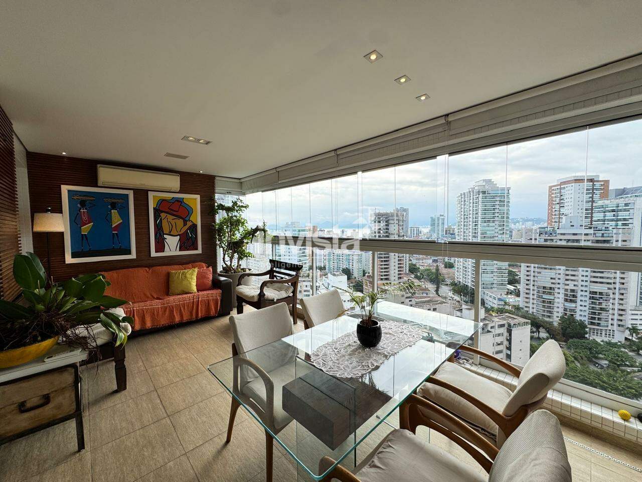 C&oacute;digo: 41095 R$ 2.020.000,00 Apartamento &agrave; venda no bairro Ponta da Praia 132 m&sup2; 3 quartos 2 vagas - Santos