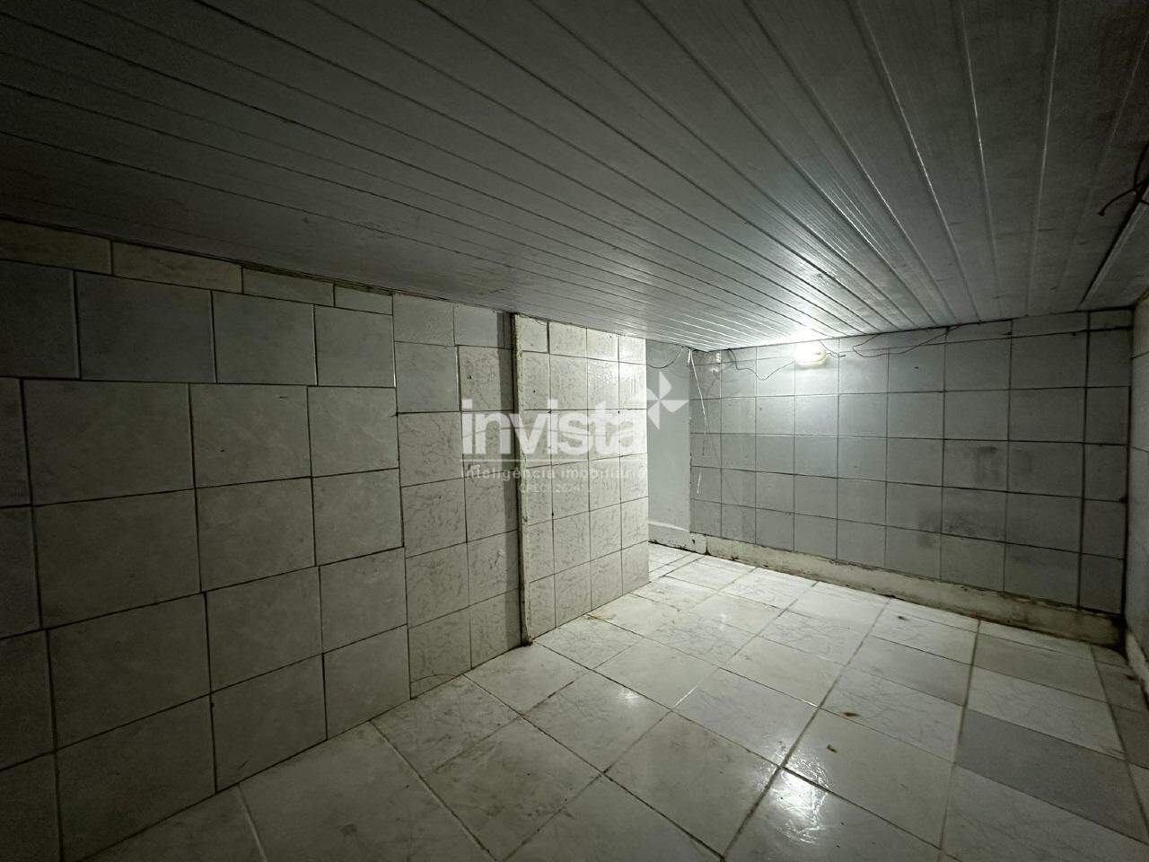 Galp&atilde;o para alugar em Santos-SP no bairro Macuco, com 0 dormit&oacute;rio e 200m&sup2; - Santos