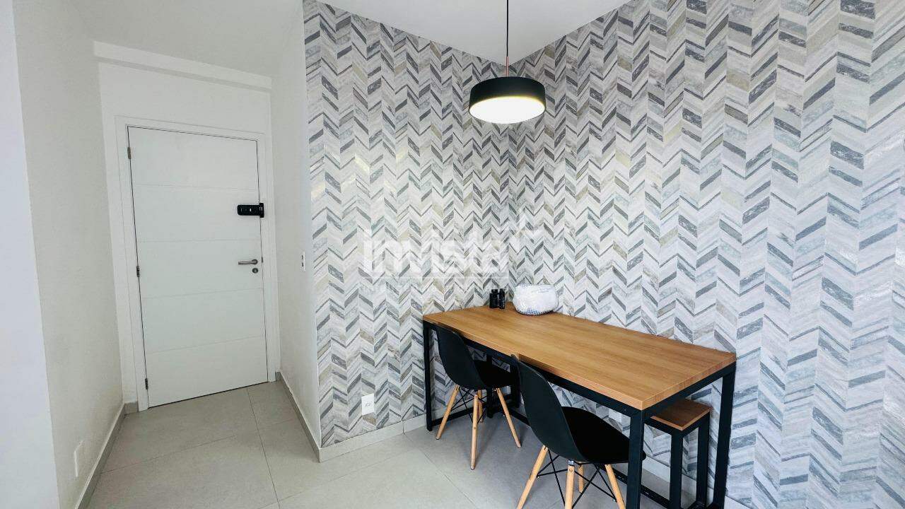 Apartamento para alugar em Santos-SP no bairro Marap&eacute;, com 2 dormit&oacute;rios e 90m&sup2; - Santos