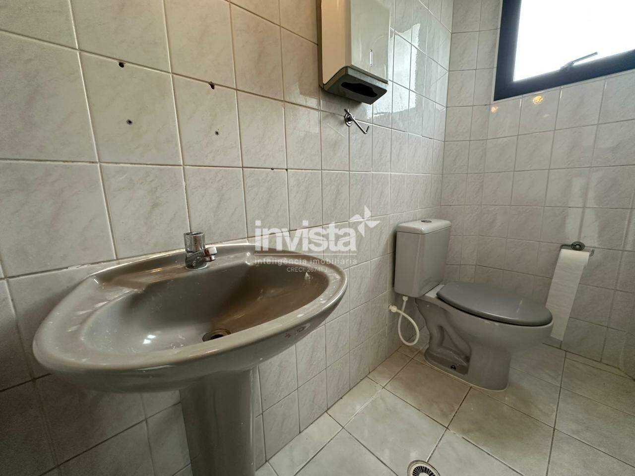 Sala Comercial para alugar em Santos-SP no bairro Vila Mathias, com 0 dormit&oacute;rio e 120m&sup2; - Santos
