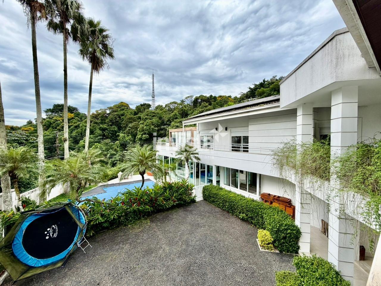 C&oacute;digo: 41298 R$ 9.000.000,00 Casa &agrave; venda no bairro Marap&eacute; 620 m&sup2; 4 quartos 6 vagas - Santos