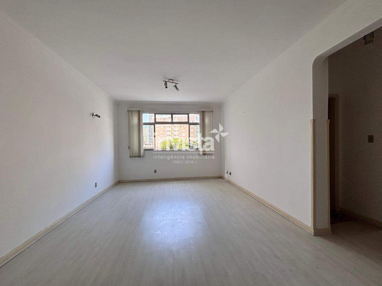 C&oacute;digo: 41305 R$ 2.500,00 Apartamento para alugar no bairro Boqueir&atilde;o 126 m&sup2; 2 quartos 1 vaga - Santos