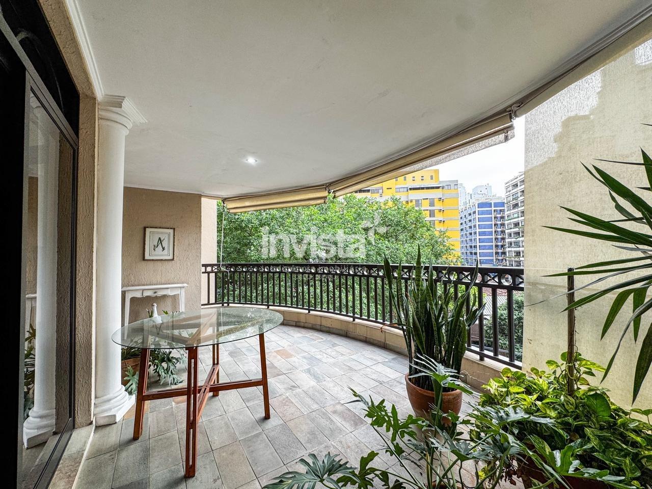 C&oacute;digo: 41318 R$ 2.300.000,00 Apartamento &agrave; venda no bairro Boqueir&atilde;o 213 m&sup2; 3 quartos 2 vagas - Santos