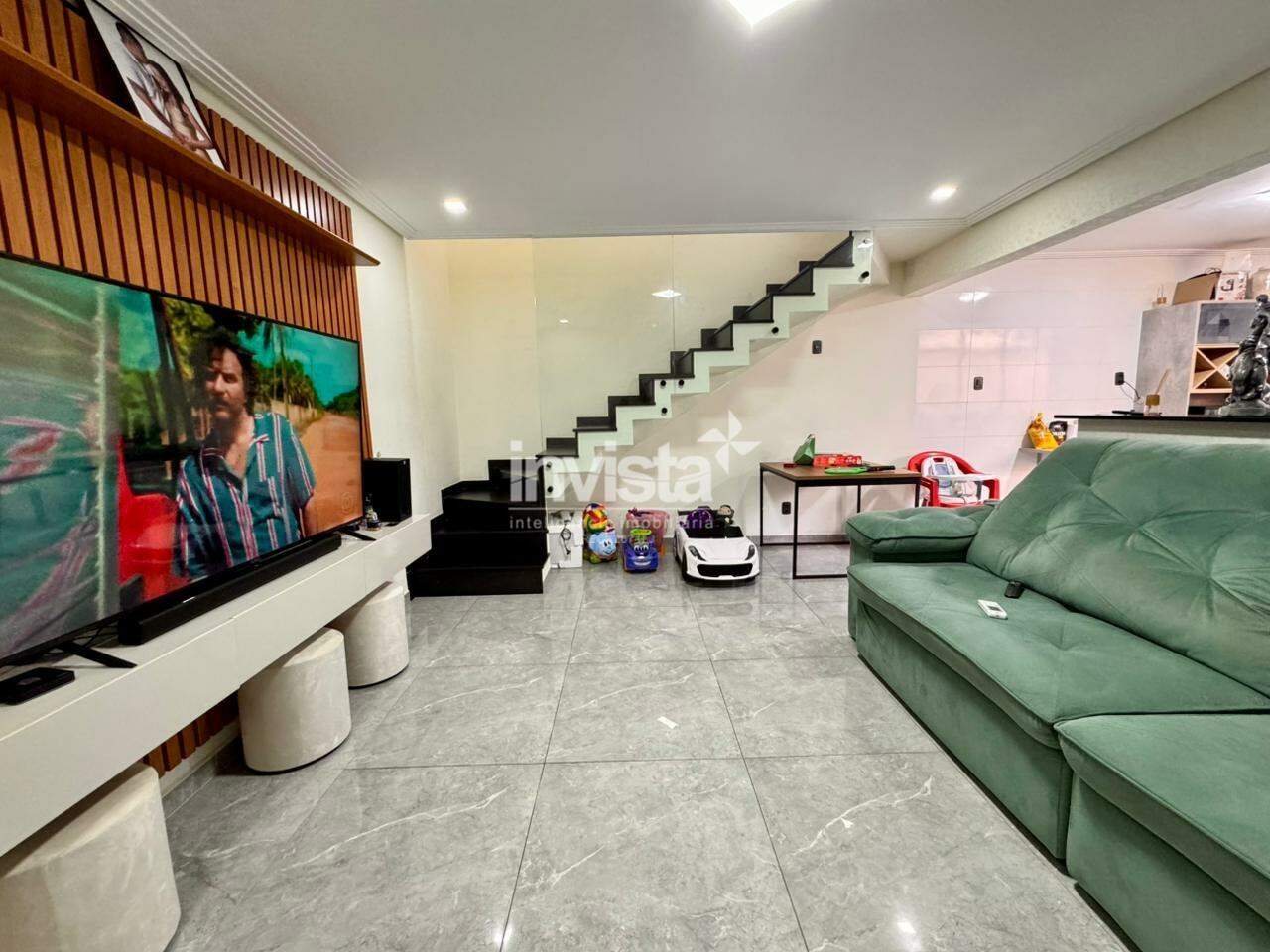 C&oacute;digo: 41357 R$ 780.000,00 Casa &agrave; venda no bairro Vila Mathias 126 m&sup2; 2 quartos 1 vaga - Santos