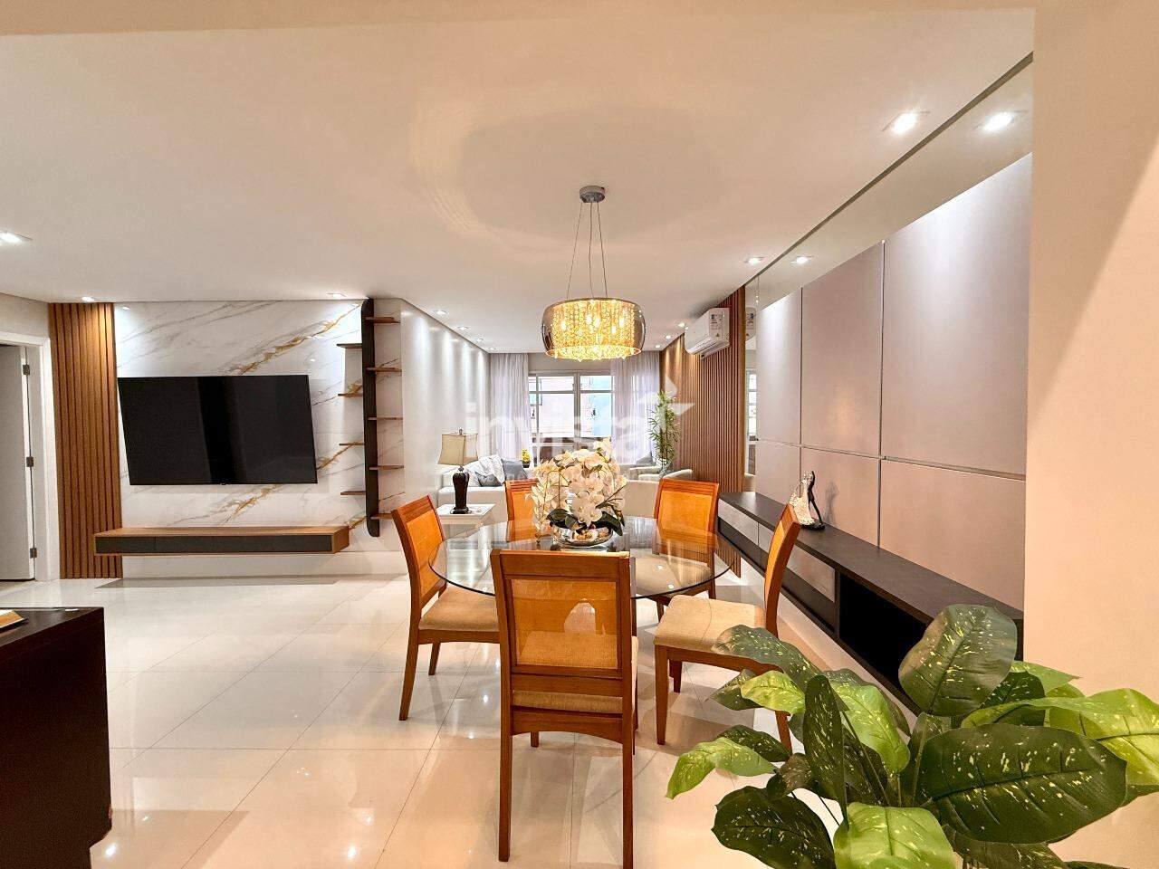 Apartamento &agrave; venda em Santos-SP no bairro Aparecida, com 3 dormit&oacute;rios e 132m&sup2; - Santos