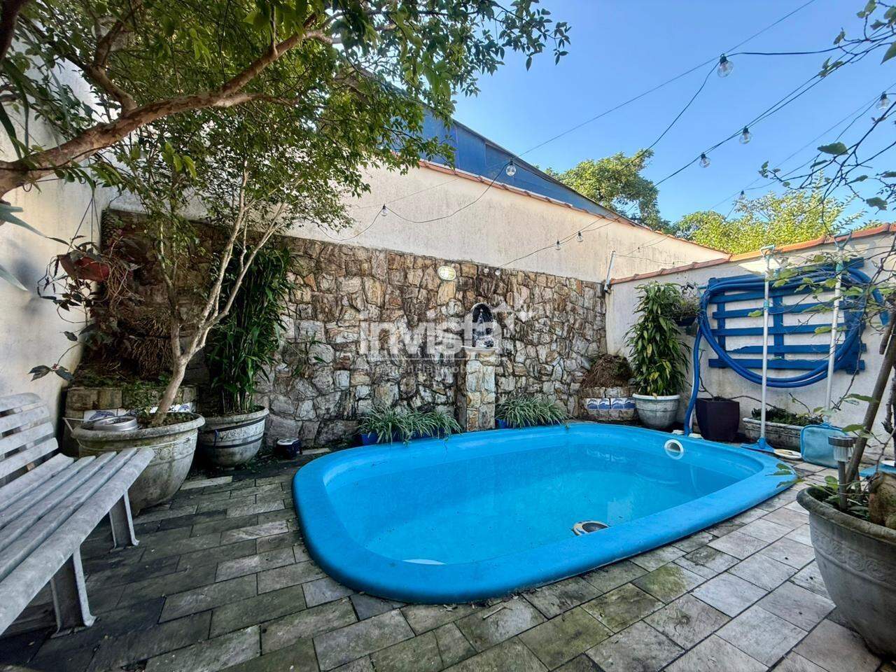 C&oacute;digo: 41371 R$ 960.000,00 Casa &agrave; venda em Santos-SP no bairro Macuco, com 3 dormit&oacute;rios e 135m&sup2; 135 m&sup2; 3 quartos 2 vagas - Santos