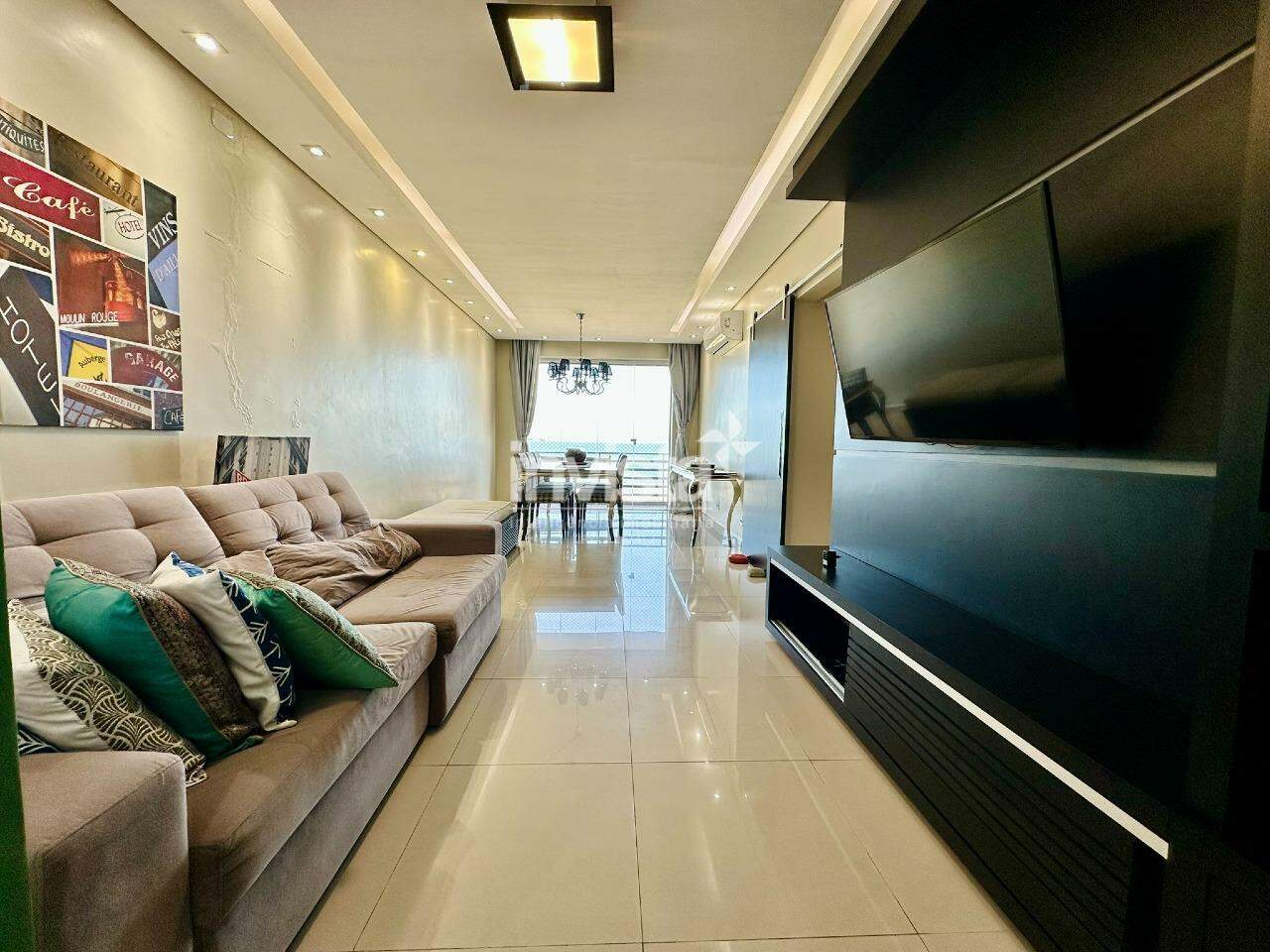 C&oacute;digo: 41453 R$ 7.800,00 Apartamento para alugar em Santos-SP no bairro Boqueir&atilde;o, com 2 dormit&oacute;rios e 104m&sup2; 104 m&sup2; 2 quartos 1 vaga - Santos