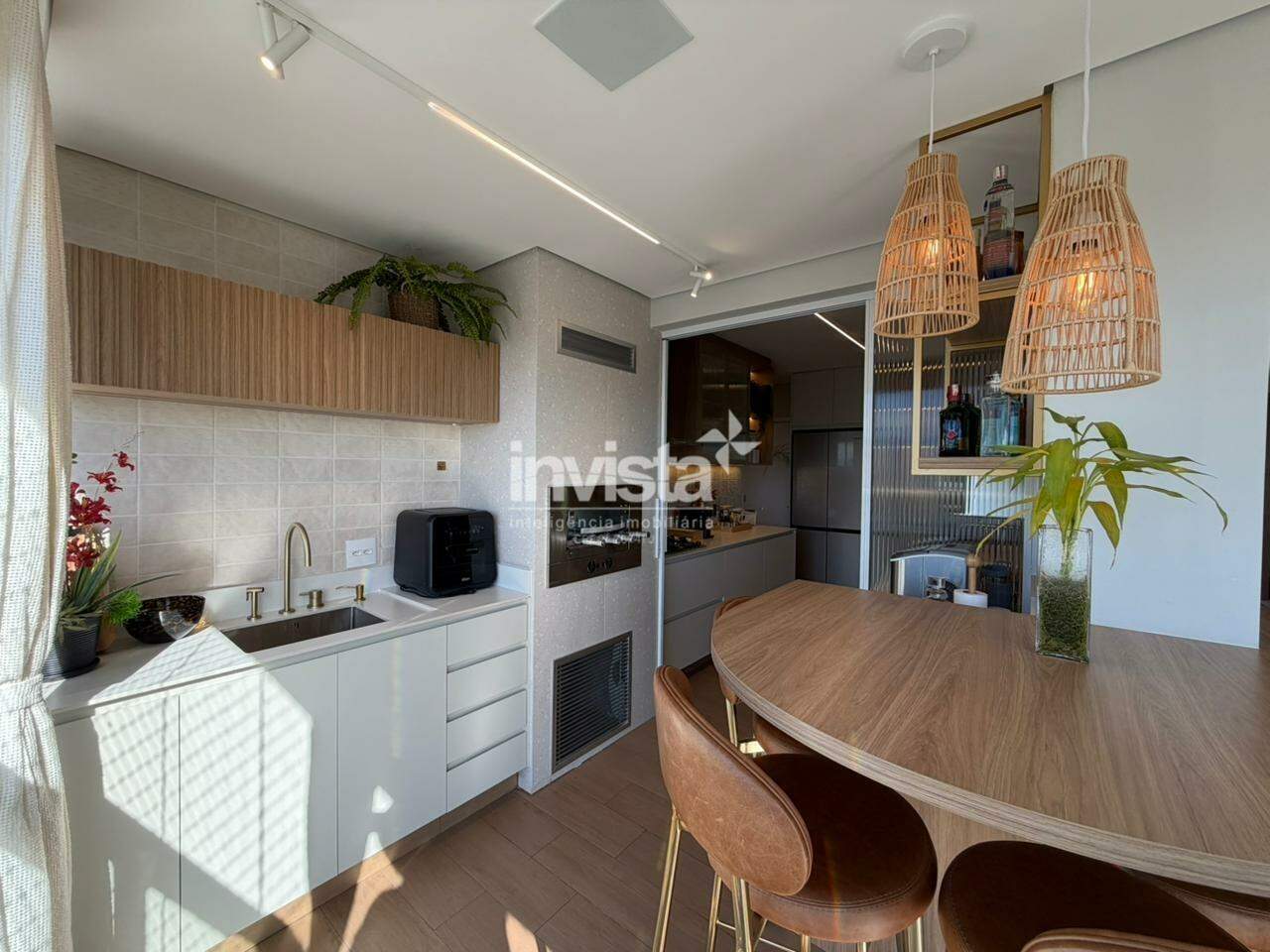 C&oacute;digo: 41467 R$ 2.500.000,00 Apartamento &agrave; venda em Santos-SP no bairro Gonzaga, com 3 dormit&oacute;rios e 100m&sup2; 100 m&sup2; 3 quartos 2 vagas - Santos
