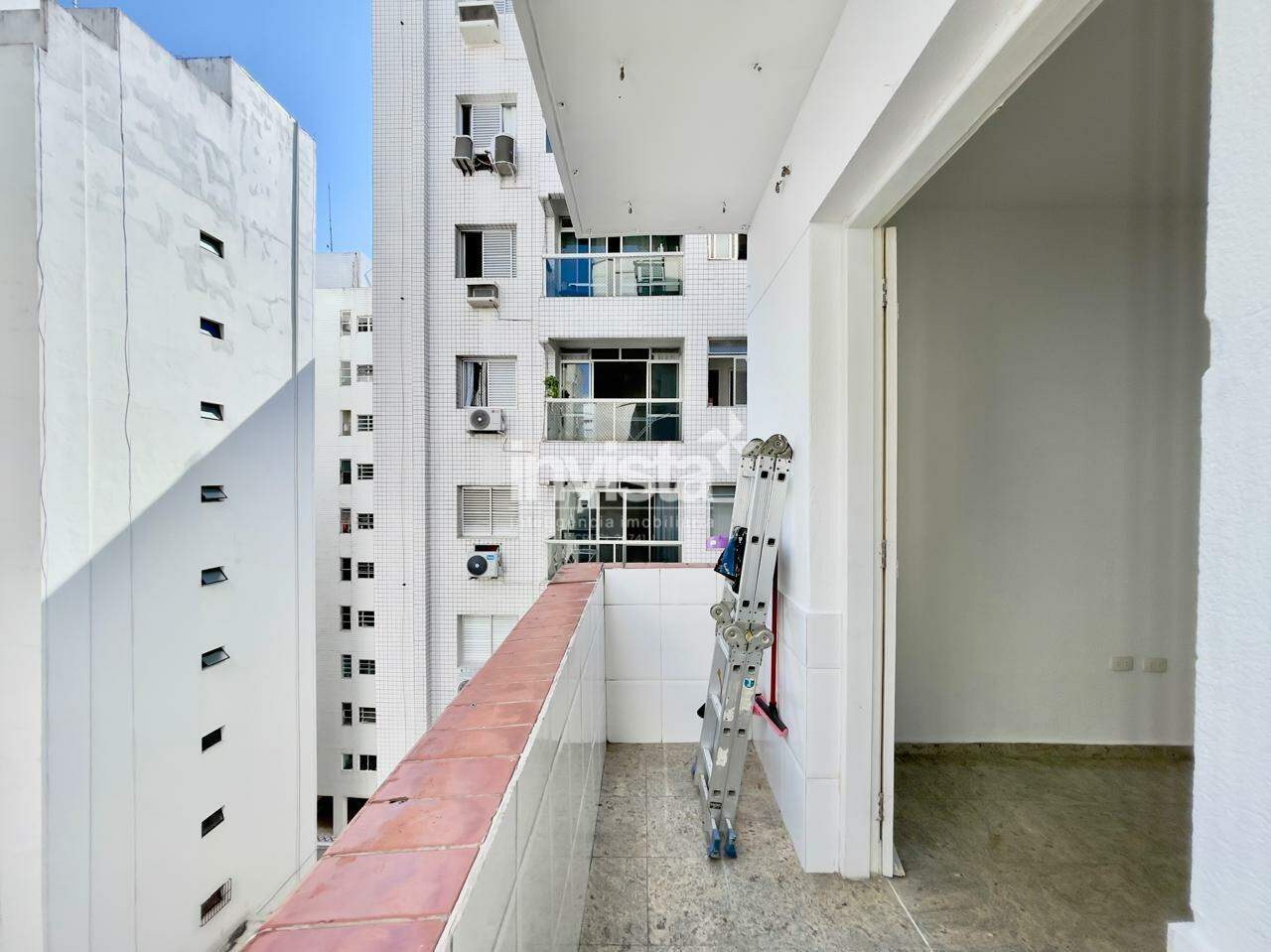 C&oacute;digo: 41494 R$ 2.800,00 Apartamento para alugar em Santos-SP no bairro Boqueir&atilde;o, com 1 dormit&oacute;rio e 46m&sup2; 46 m&sup2; 1 quarto 0 vagas - Santos