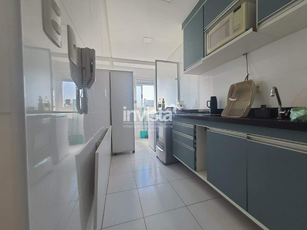 Apartamento para alugar em Santos-SP no bairro Encruzilhada, com 2 dormit&oacute;rios e 75m&sup2; - Santos