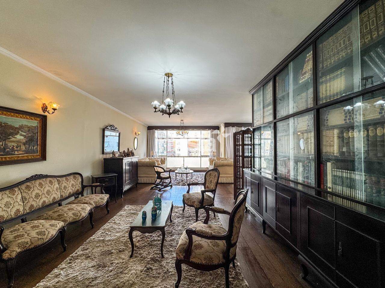 C&oacute;digo: 41585 R$ 760.000,00 Apartamento &agrave; venda em Santos-SP no bairro Boqueir&atilde;o, com 3 dormit&oacute;rios e 260m&sup2; 260 m&sup2; 3 quartos 1 vaga - Santos