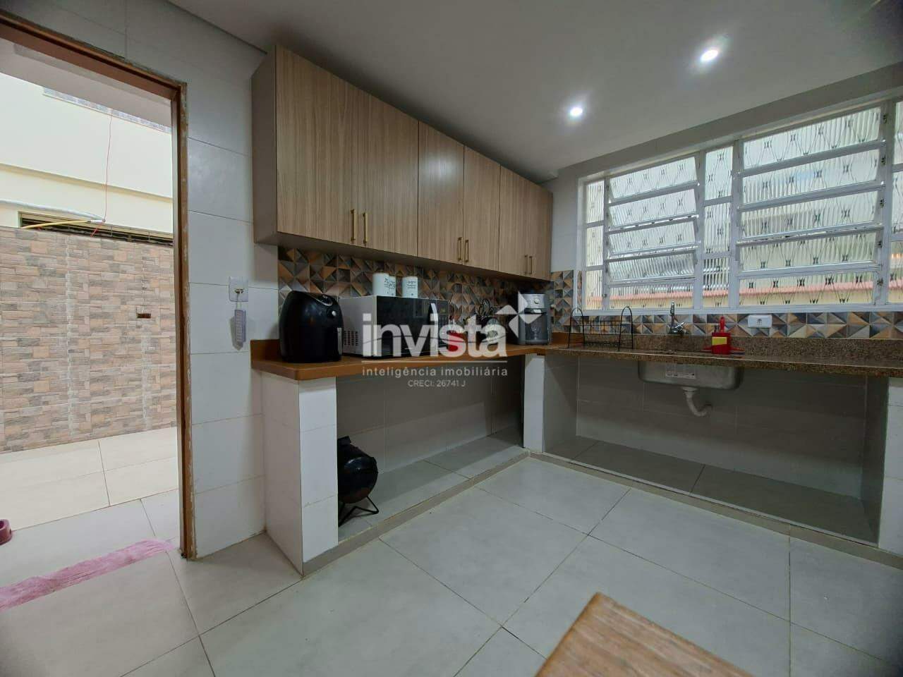 Casa &agrave; venda em Santos-SP no bairro Embar&eacute;, com 3 dormit&oacute;rios e 133m&sup2; - Santos