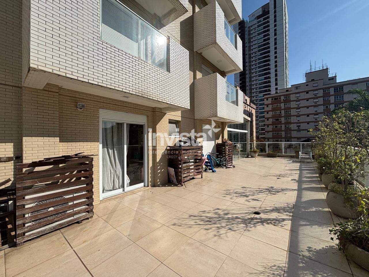 Apartamento para alugar em Santos-SP no bairro Pomp&eacute;ia, com 3 dormit&oacute;rios e 303m&sup2; - Santos