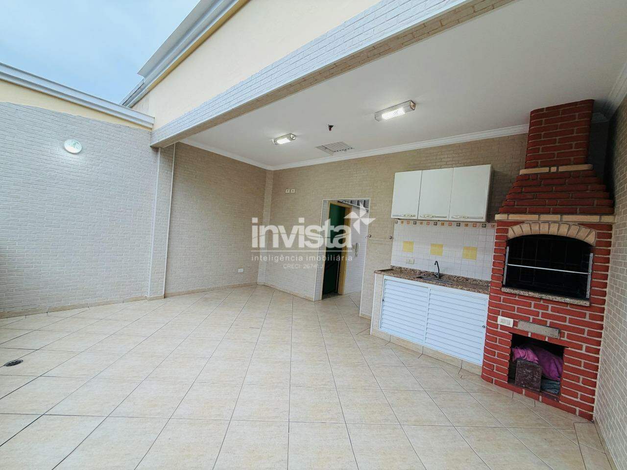 Casa Geminada &agrave; venda em Santos-SP no bairro Campo Grande, com 3 dormit&oacute;rios e 143m&sup2; - Santos