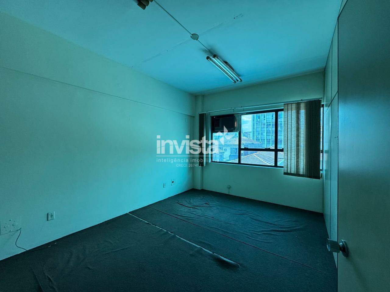 Sala Comercial para alugar em Santos-SP no bairro CENTRO, com 1 dormit&oacute;rio e 140m&sup2; - Santos
