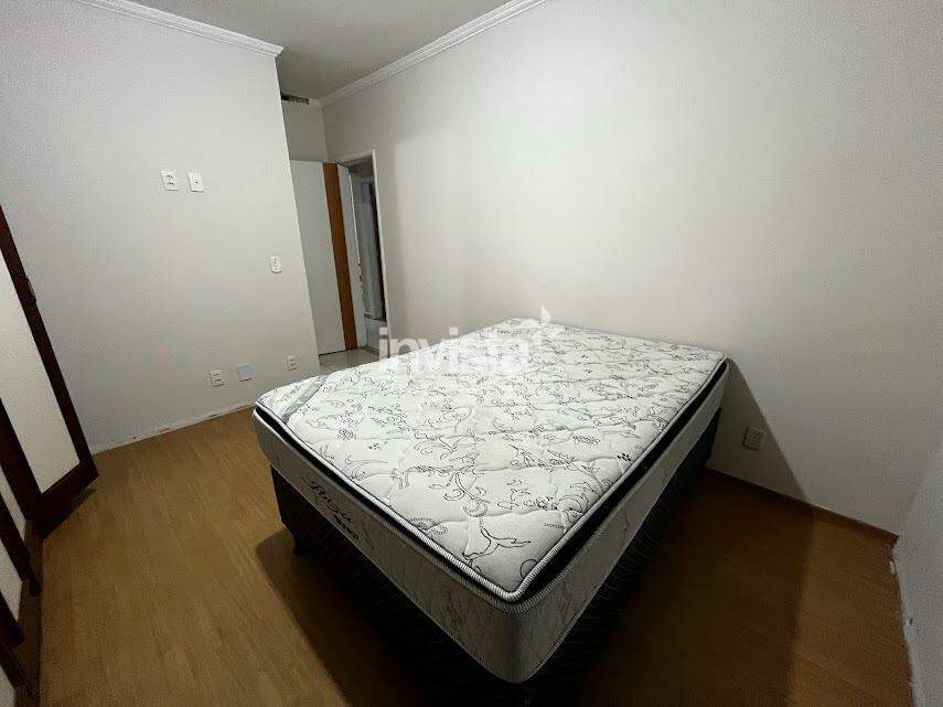 Cobertura para alugar em Santos-SP no bairro Vila Belmiro, com 3 dormit&oacute;rios e 170m&sup2; - Santos