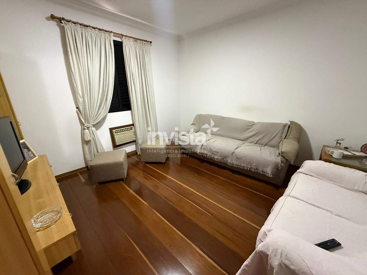 Casa &agrave; venda em Santos-SP no bairro Estu&aacute;rio, com 3 dormit&oacute;rios e 191m&sup2; - Santos
