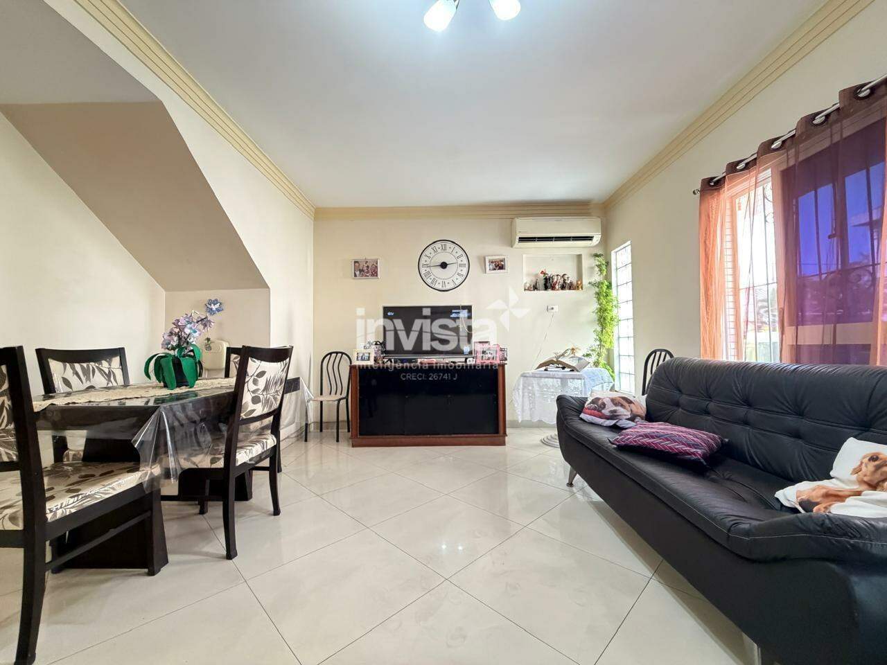 C&oacute;digo: 41813 R$ 1.280.000,00 Casa Villagio &agrave; venda em Santos-SP no bairro Campo Grande, com 3 dormit&oacute;rios e 176m&sup2; 176 m&sup2; 3 quartos 2 vagas - Santos