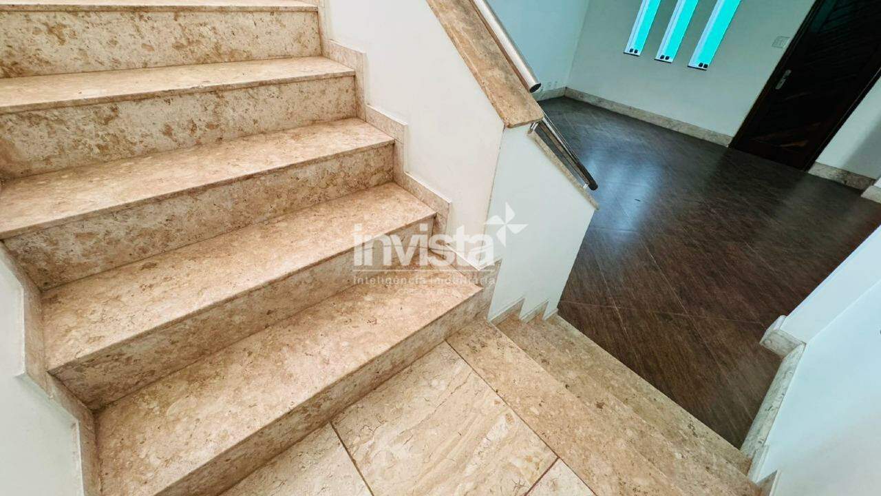 Casa &agrave; venda em Santos-SP no bairro Aparecida, com 3 dormit&oacute;rios e 360m&sup2; - Santos