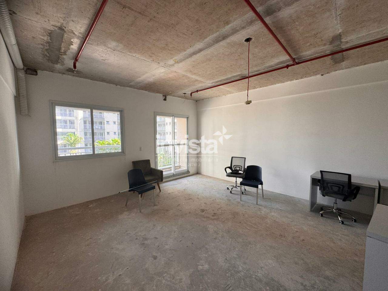 C&oacute;digo: 41846 R$ 2.500,00 Sala Comercial para alugar em Santos-SP no bairro Vila Mathias, com 0 dormit&oacute;rio e 43m&sup2; 43 m&sup2; 0 quartos 1 vaga - Santos