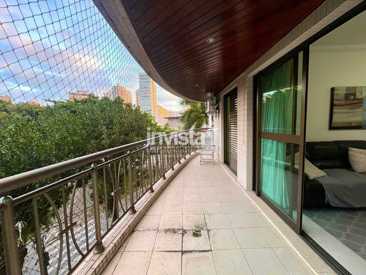 C&oacute;digo: 41929 R$ 1.700.000,00 Apartamento &agrave; venda em Santos-SP no bairro Ponta da Praia, com 3 dormit&oacute;rios e 143m&sup2; 143 m&sup2; 3 quartos 4 vagas - Santos