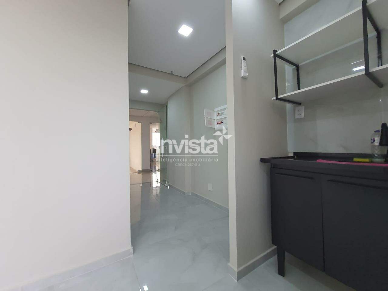 Sala Comercial para alugar em Santos-SP no bairro Ponta da Praia, com 0 dormit&oacute;rio e 48m&sup2; - Santos