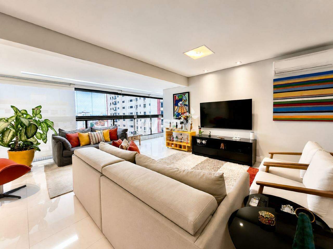 C&oacute;digo: 41994 R$ 2.300.000,00 Apartamento &agrave; venda em Santos-SP no bairro Embar&eacute;, com 3 dormit&oacute;rios e 171m&sup2; 171 m&sup2; 3 quartos 2 vagas - Santos