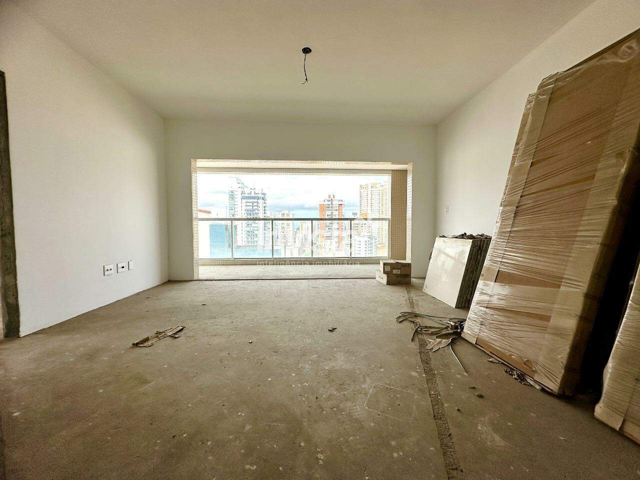 C&oacute;digo: 42011 R$ 7.500,00 Apartamento para alugar em Santos-SP no bairro Jos&eacute; Menino, com 2 dormit&oacute;rios e 70m&sup2; 70 m&sup2; 2 quartos 2 vagas - Santos
