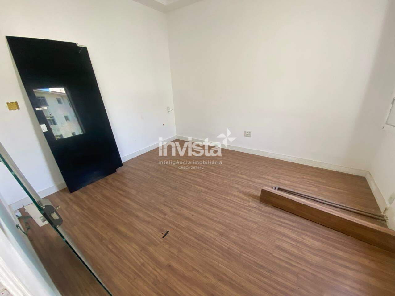 Casa para Aluguel em Santos (Gonzaga) &ndash; 209,81 m&sup2; &ndash; R$ 5.000 - Santos