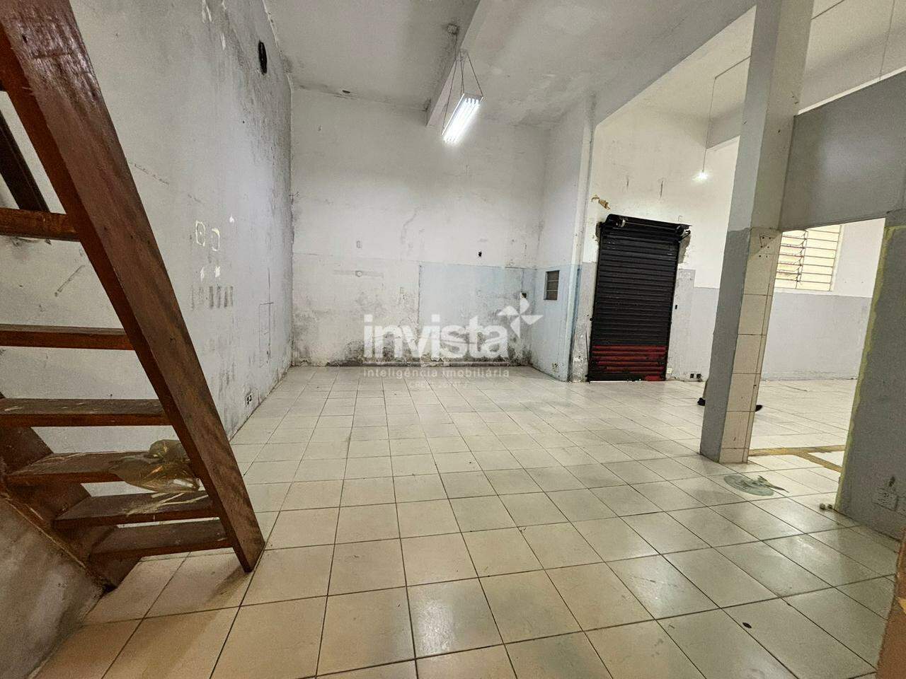 Pr&eacute;dio Inteiro para aluguel no bairro Embar&eacute; - Santos