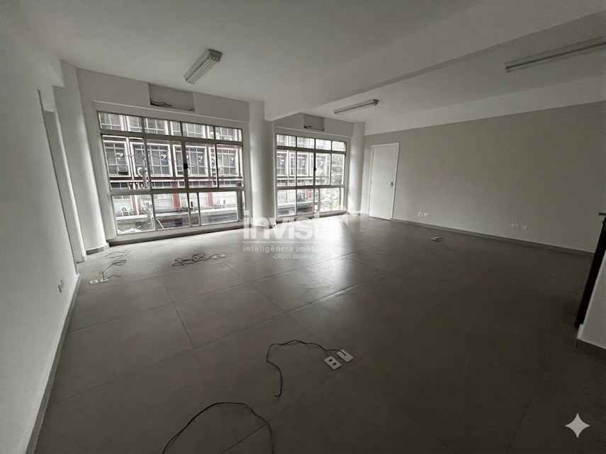 C&oacute;digo: 42205 R$ 2.600,00 Sala Comercial para alugar em Santos-SP no bairro CENTRO, com 0 dormit&oacute;rio e 48m&sup2; 48 m&sup2; 0 quartos 0 vagas - Santos