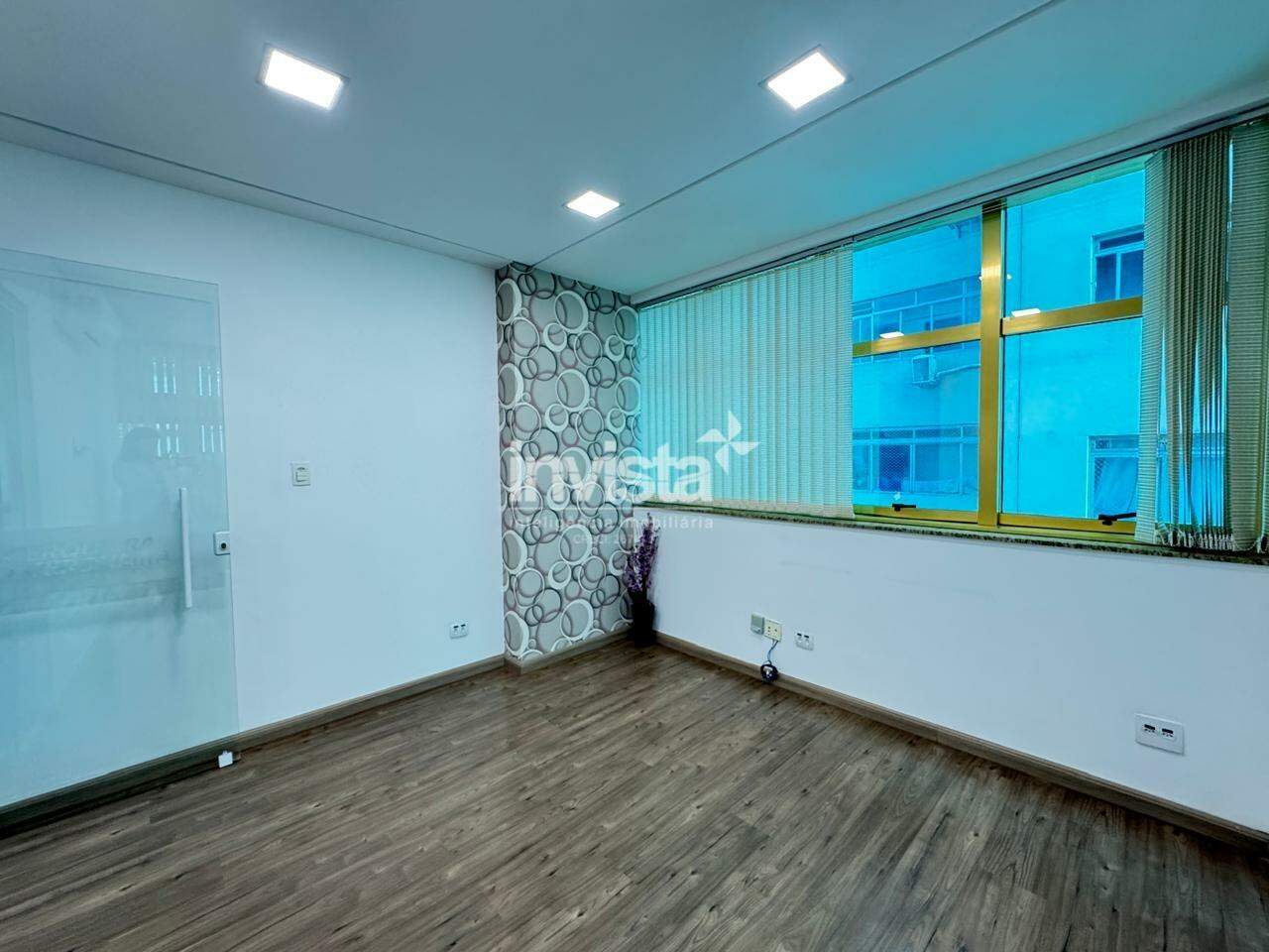 Sala Comercial &agrave; venda no bairro Gonzaga - Santos