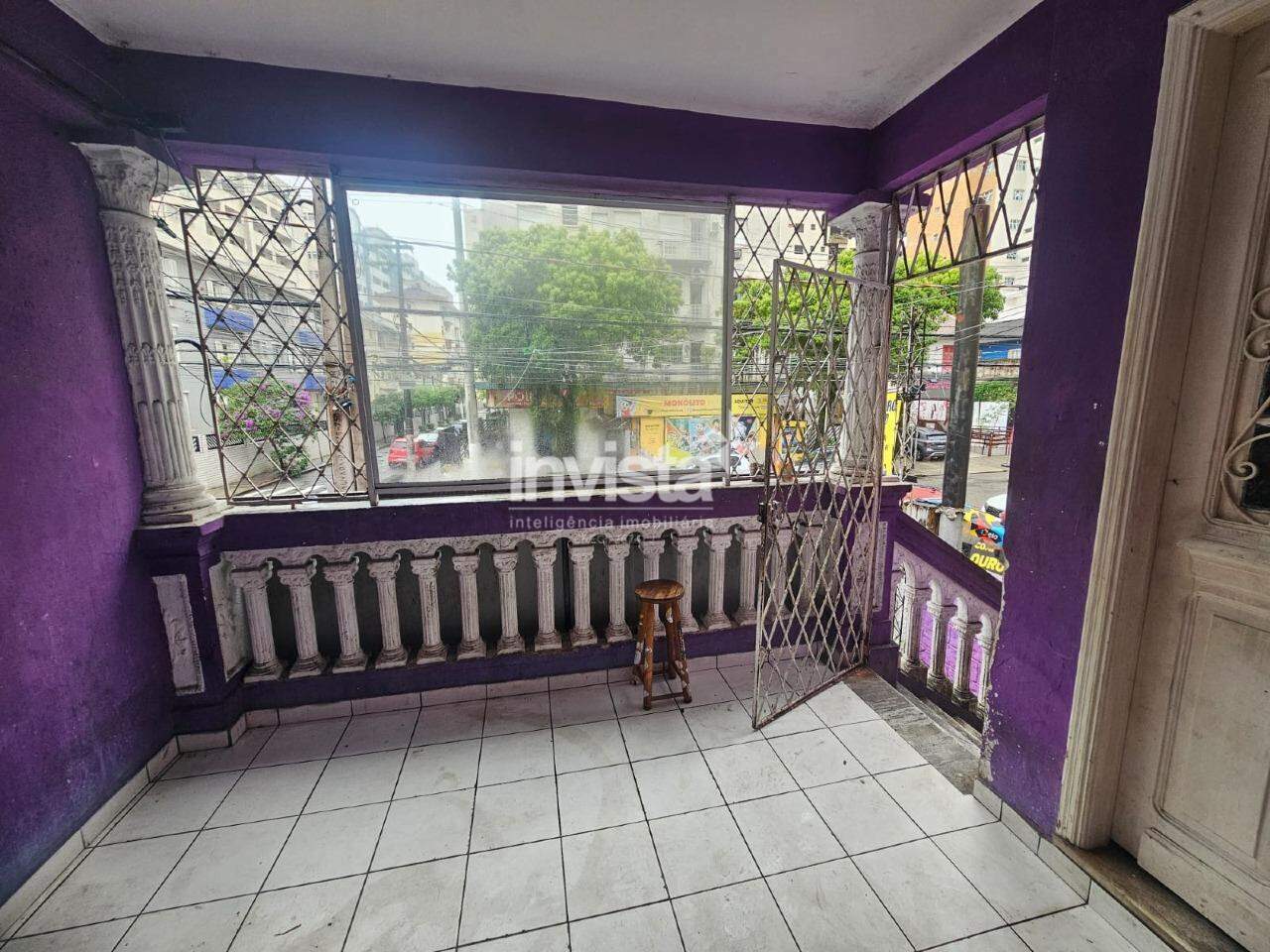 C&oacute;digo: 42250 R$ 2.750.000,00 Casa &agrave; venda em Santos-SP no bairro Gonzaga, com 5 dormit&oacute;rios e 202m&sup2; 202 m&sup2; 5 quartos 2 vagas - Santos
