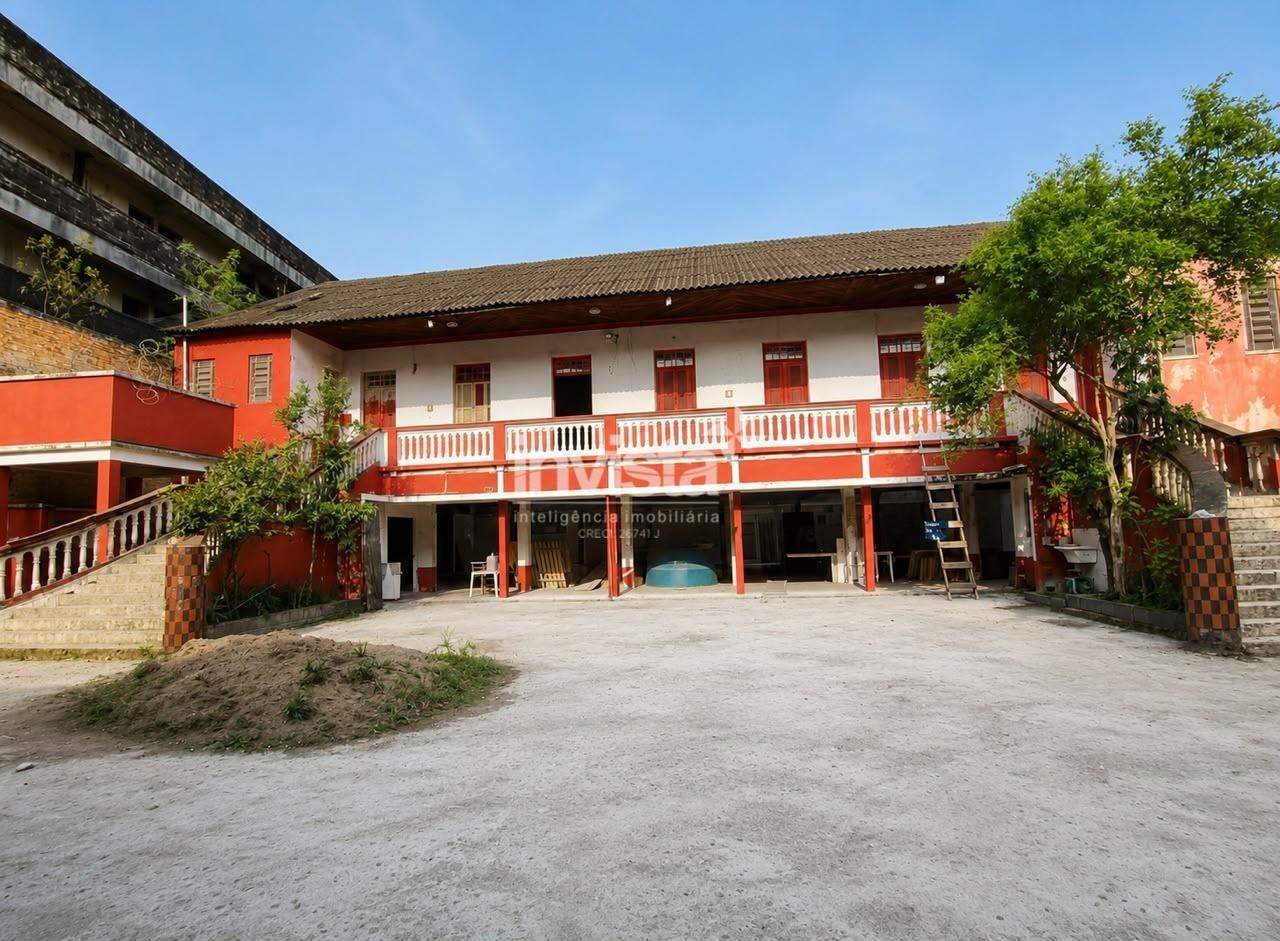 C&oacute;digo: 42510 R$ 45.000,00 Ponto Comercial para alugar em Santos-SP no bairro PAQUET&Aacute;, com 15 dormit&oacute;rios e 1864m&sup2; 1864 m&sup2; 15 quartos 12 vagas - Santos