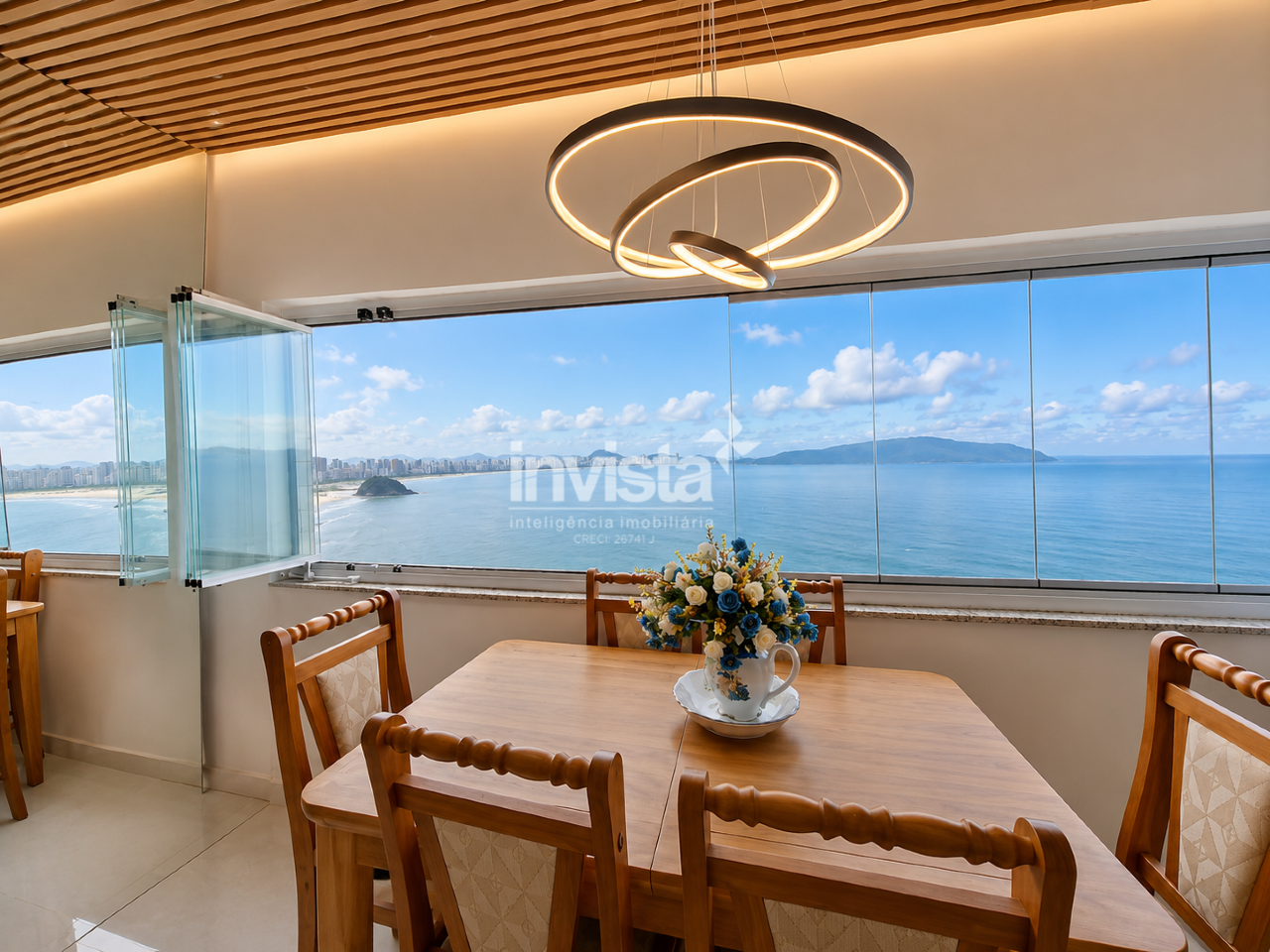 C&oacute;digo: 42527 R$ 522.000,00 Apartamento &agrave; venda em S&atilde;o Vicente-SP no bairro ILHA PORCHAT, com 2 dormit&oacute;rios e 72m&sup2; 72 m&sup2; 2 quartos 1 vaga - Santos