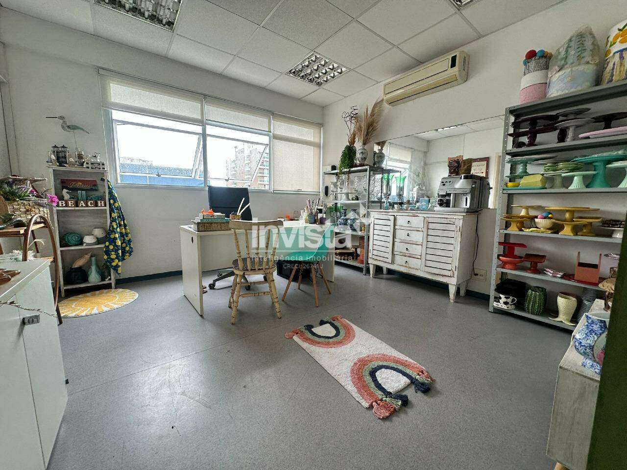 C&oacute;digo: 42721 R$ 3.000,00 Sala Comercial para alugar em Santos-SP no bairro Estu&aacute;rio, com 0 dormit&oacute;rio e 40m&sup2; 40 m&sup2; 0 quartos 0 vagas - Santos