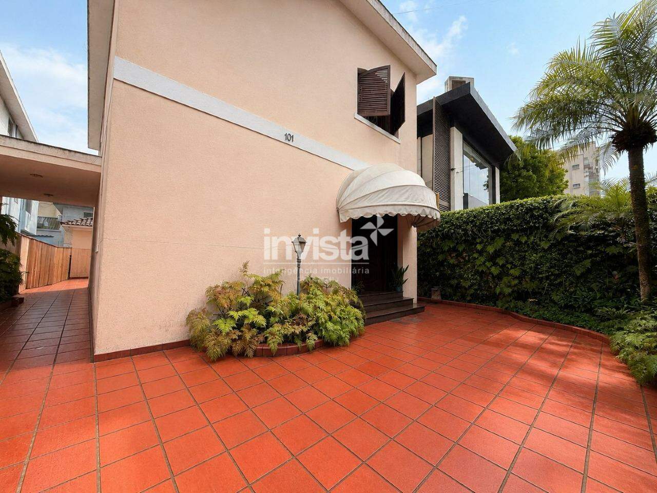 C&oacute;digo: 42783 R$ 3.600.000,00 Casa &agrave; venda em Santos-SP no bairro Embar&eacute;, com 5 dormit&oacute;rios e 320m&sup2; 320 m&sup2; 5 quartos 2 vagas - Santos