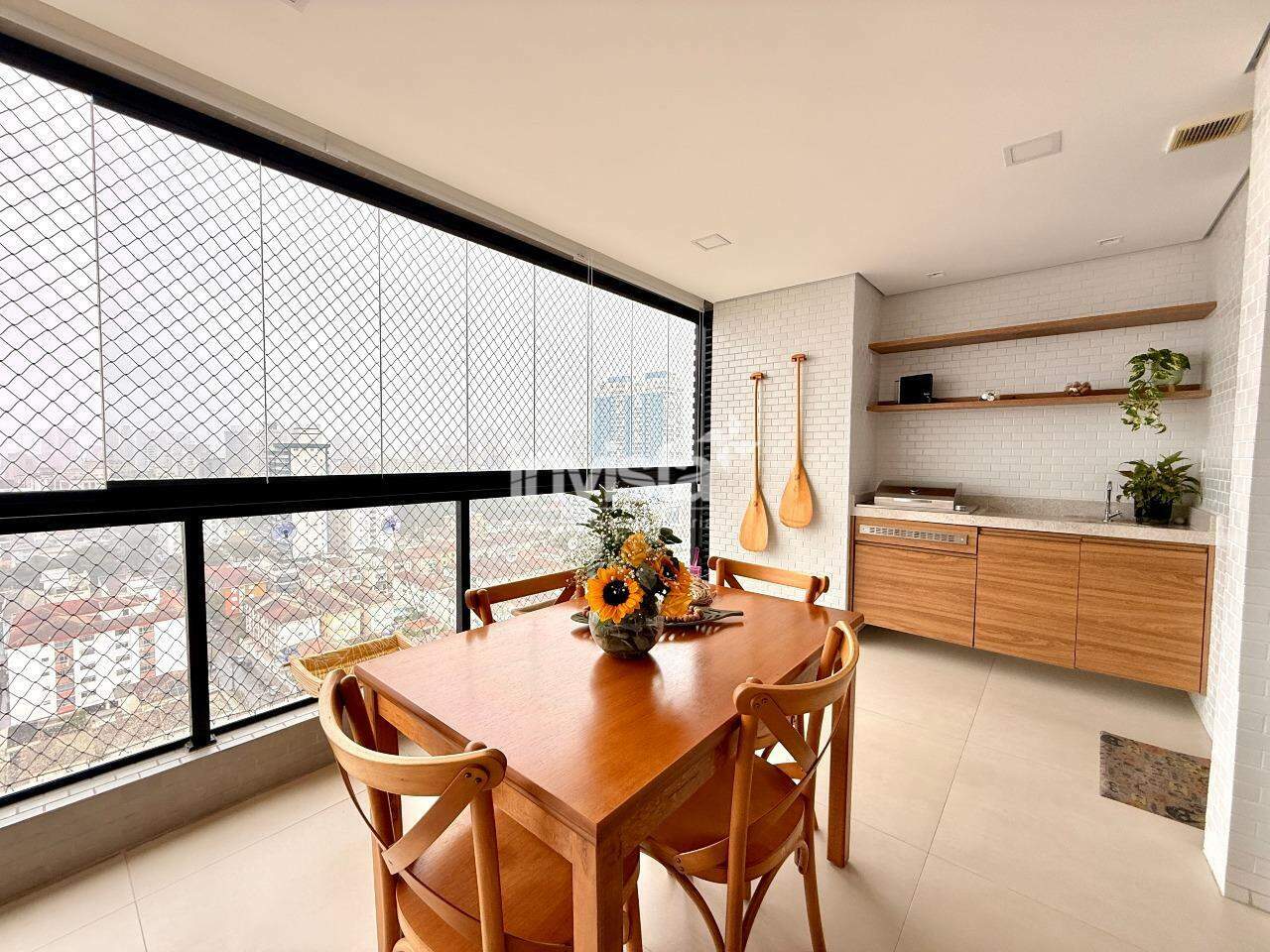 C&oacute;digo: 42812 R$ 1.300.000,00 Apartamento &agrave; venda em Santos-SP no bairro Aparecida, com 2 dormit&oacute;rios e 82m&sup2; 82 m&sup2; 2 quartos 2 vagas - Santos