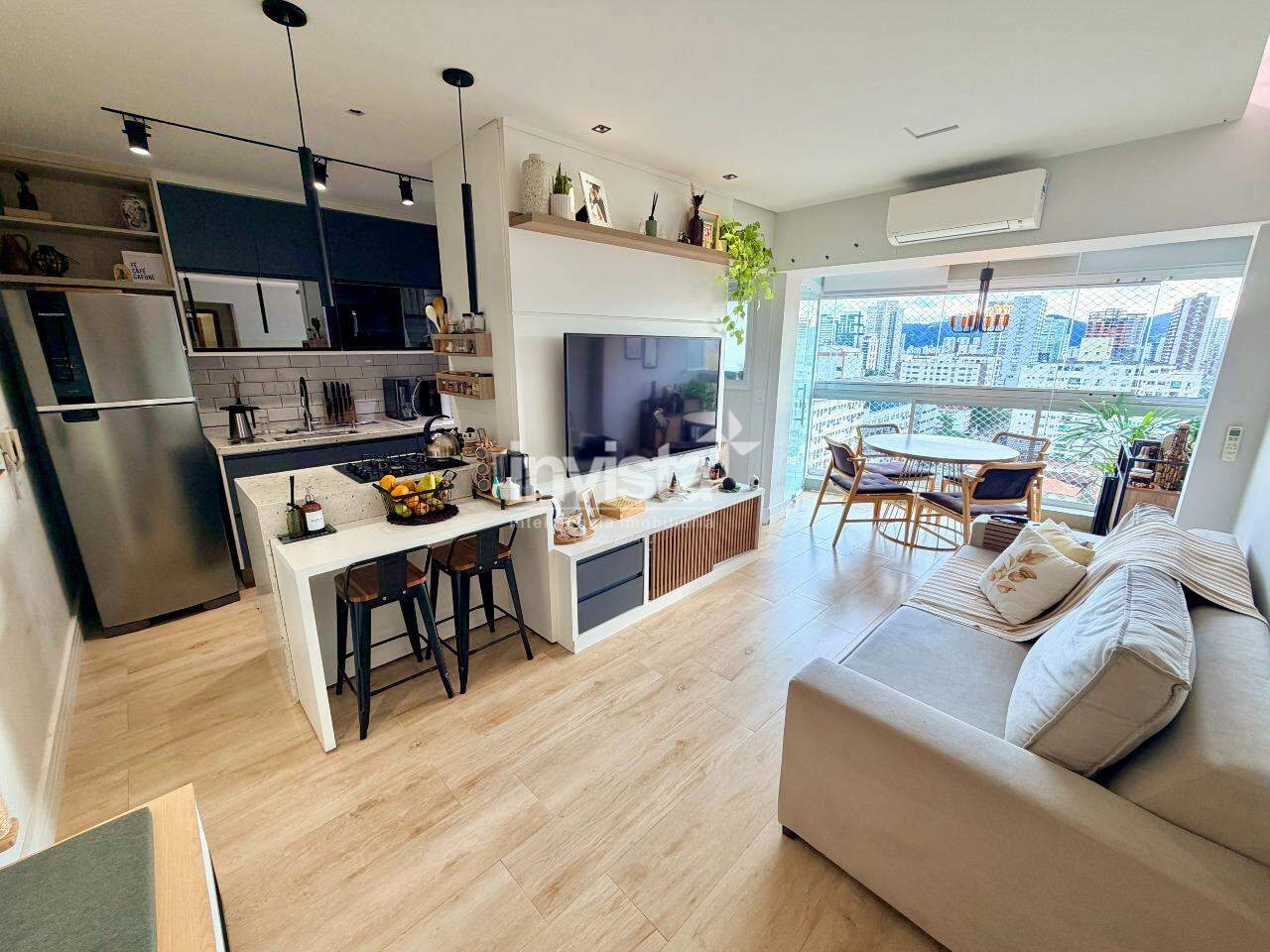 C&oacute;digo: 43049 R$ 580.000,00 Apartamento &agrave; venda em Santos-SP no bairro Encruzilhada, com 1 dormit&oacute;rio e 56m&sup2; 56 m&sup2; 1 quarto 1 vaga - Santos