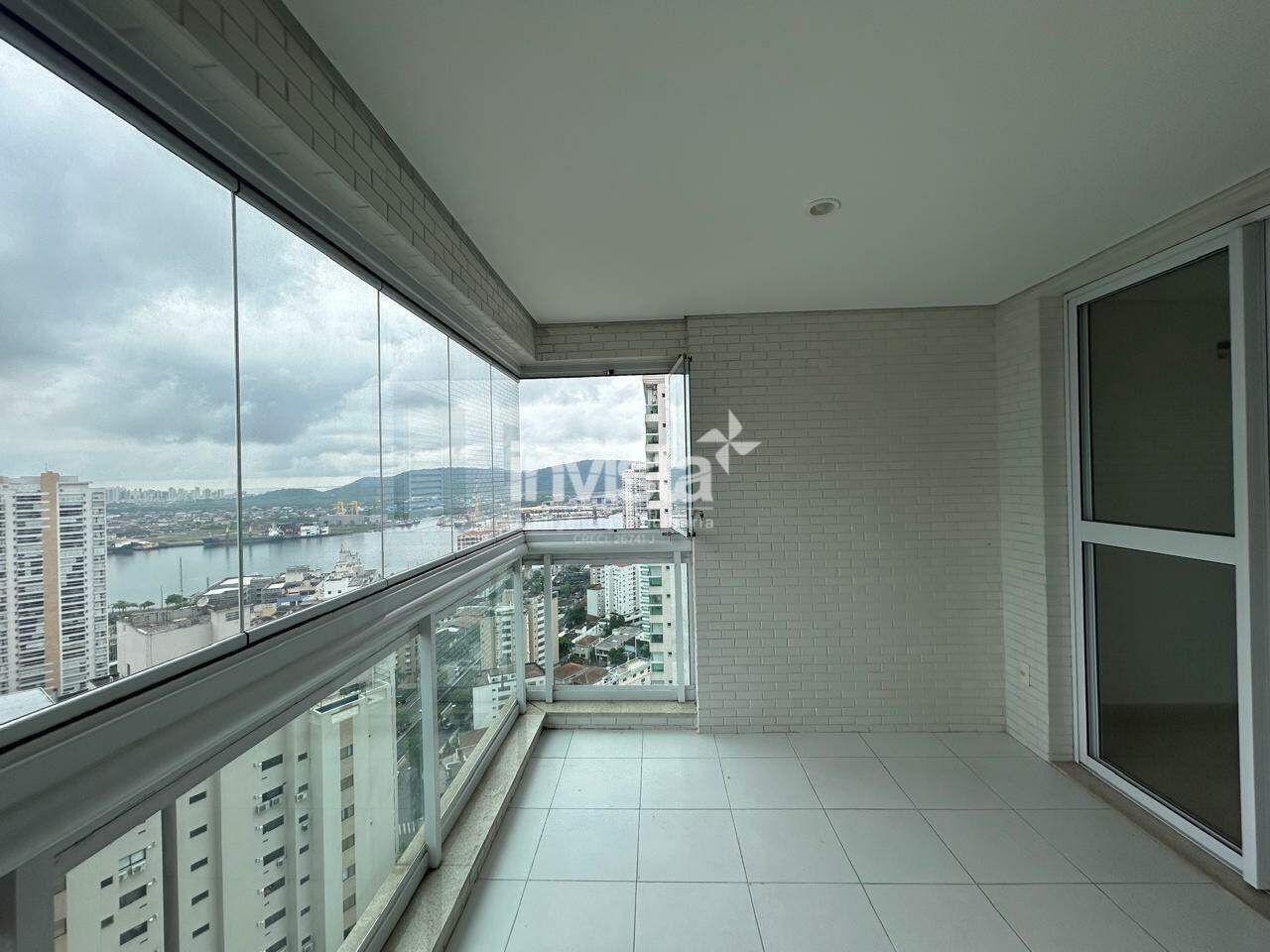 C&oacute;digo: 43186 R$ 660.000,00 Apartamento &agrave; venda em Santos-SP no bairro Ponta da Praia, com 1 dormit&oacute;rio e 48m&sup2; 48 m&sup2; 1 quarto 1 vaga - Santos