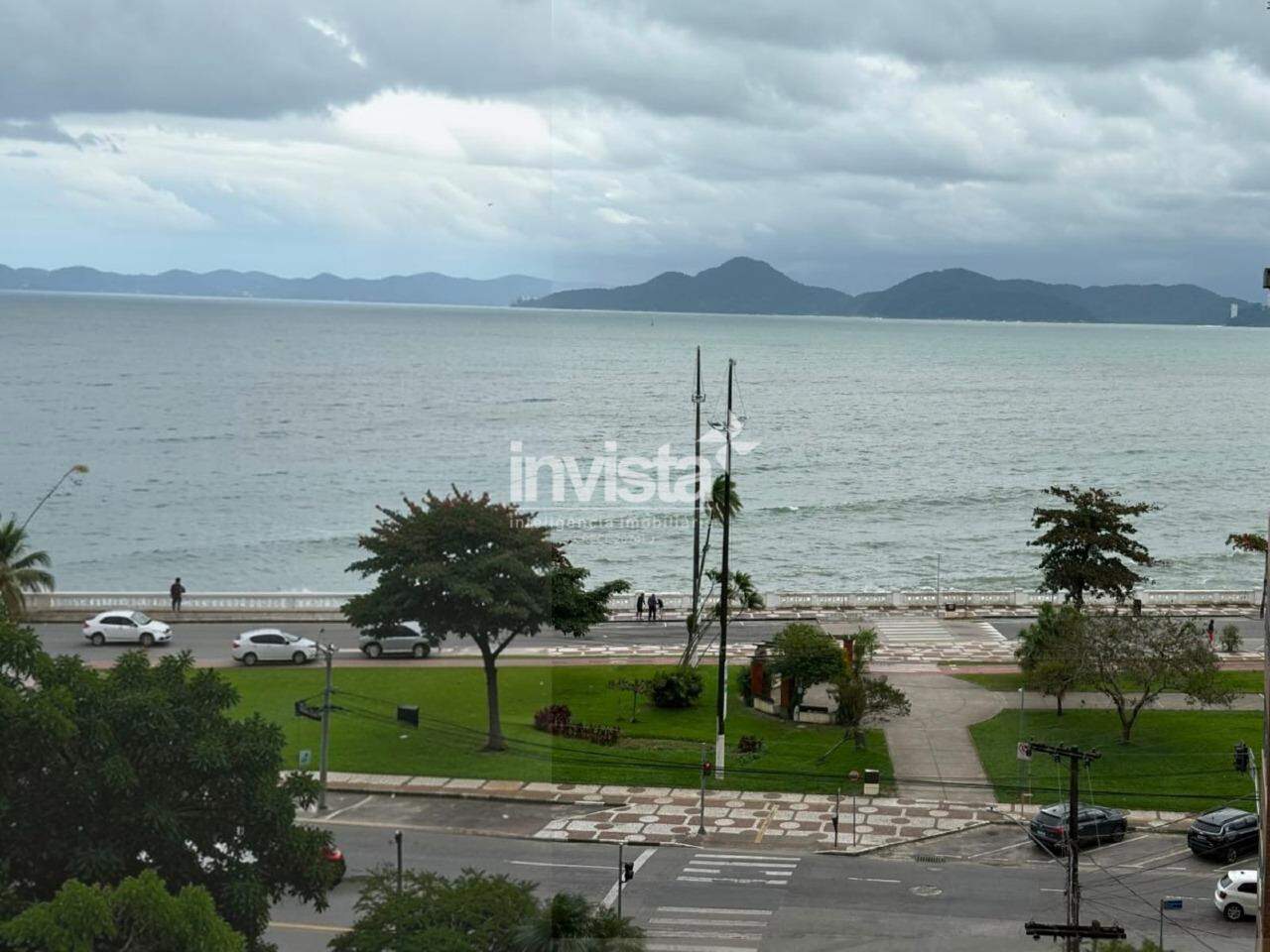 Vista para o mar e a poucos metros da praia! - Santos