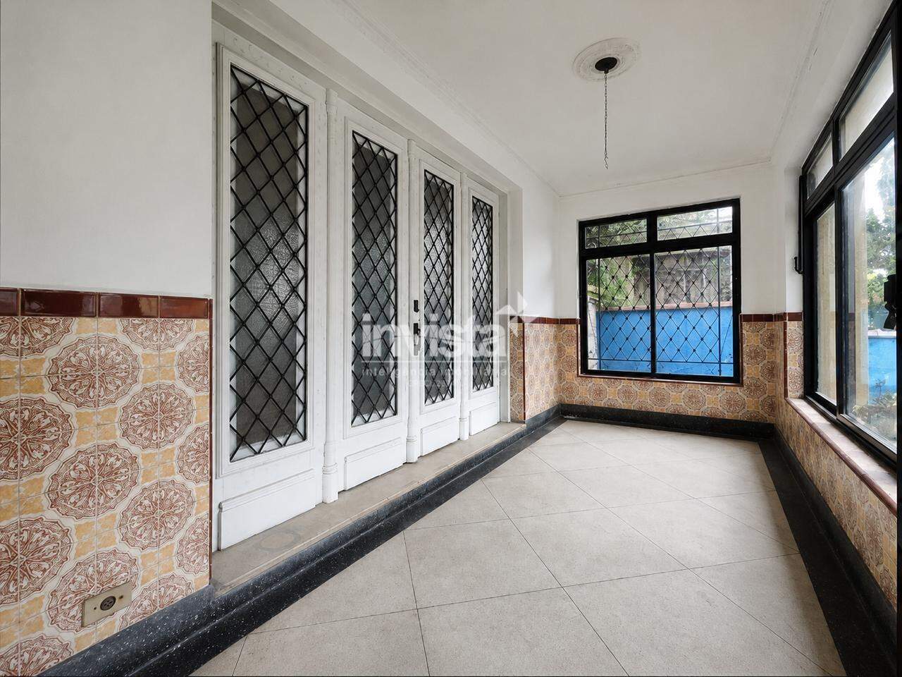 C&oacute;digo: 43441 R$ 10.000,00 Casa T&eacute;rrea para alugar em Santos-SP no bairro Macuco, com 3 dormit&oacute;rios e 243m&sup2; 243 m&sup2; 3 quartos 2 vagas - Santos