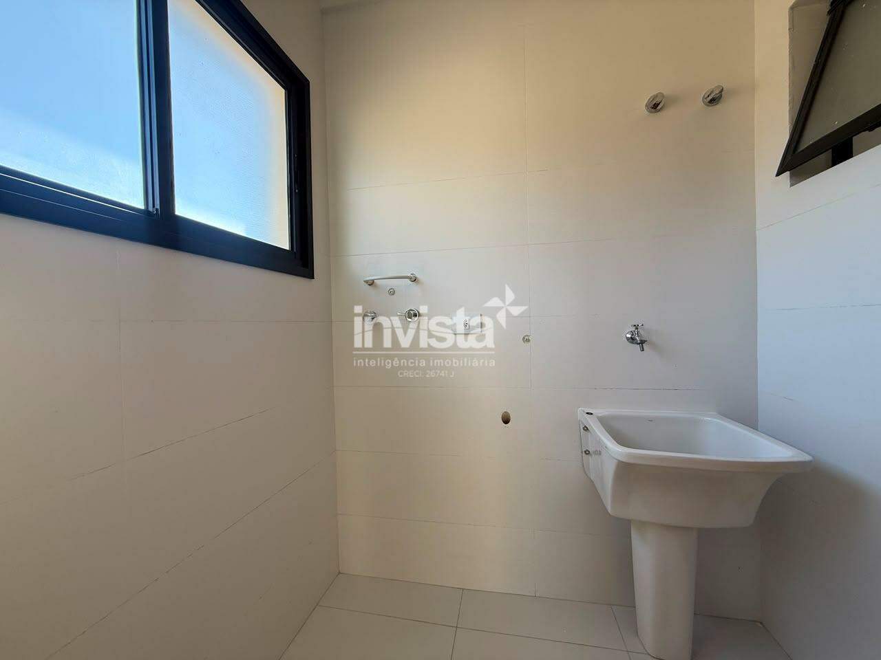 Casa Sobreposta Alta para aluguel no bairro Estu&aacute;rio - Santos