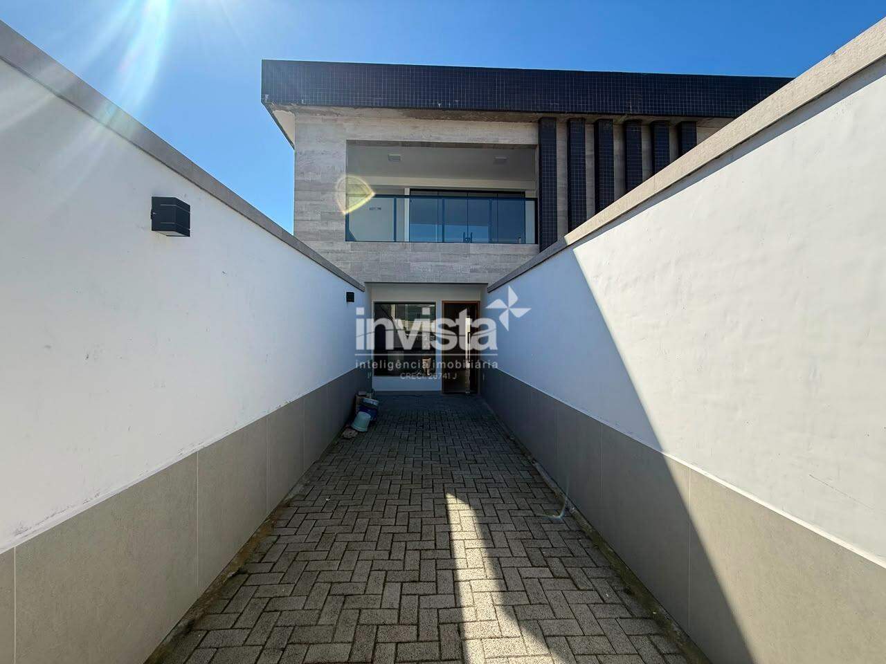 C&oacute;digo: 43452 R$ 7.000,00 Casa Sobreposta Baixa para alugar em Santos-SP no bairro Estu&aacute;rio, com 3 dormit&oacute;rios e 96m&sup2; 96 m&sup2; 3 quartos 1 vaga - Santos